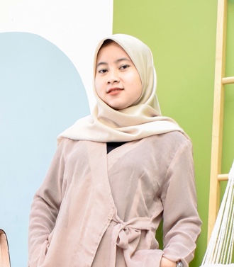 سارا رمضانی